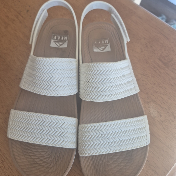 Reef Shoes - Reef White Sandals PVC